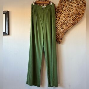 Reformation Mason trousers pant size 6 Palm Green